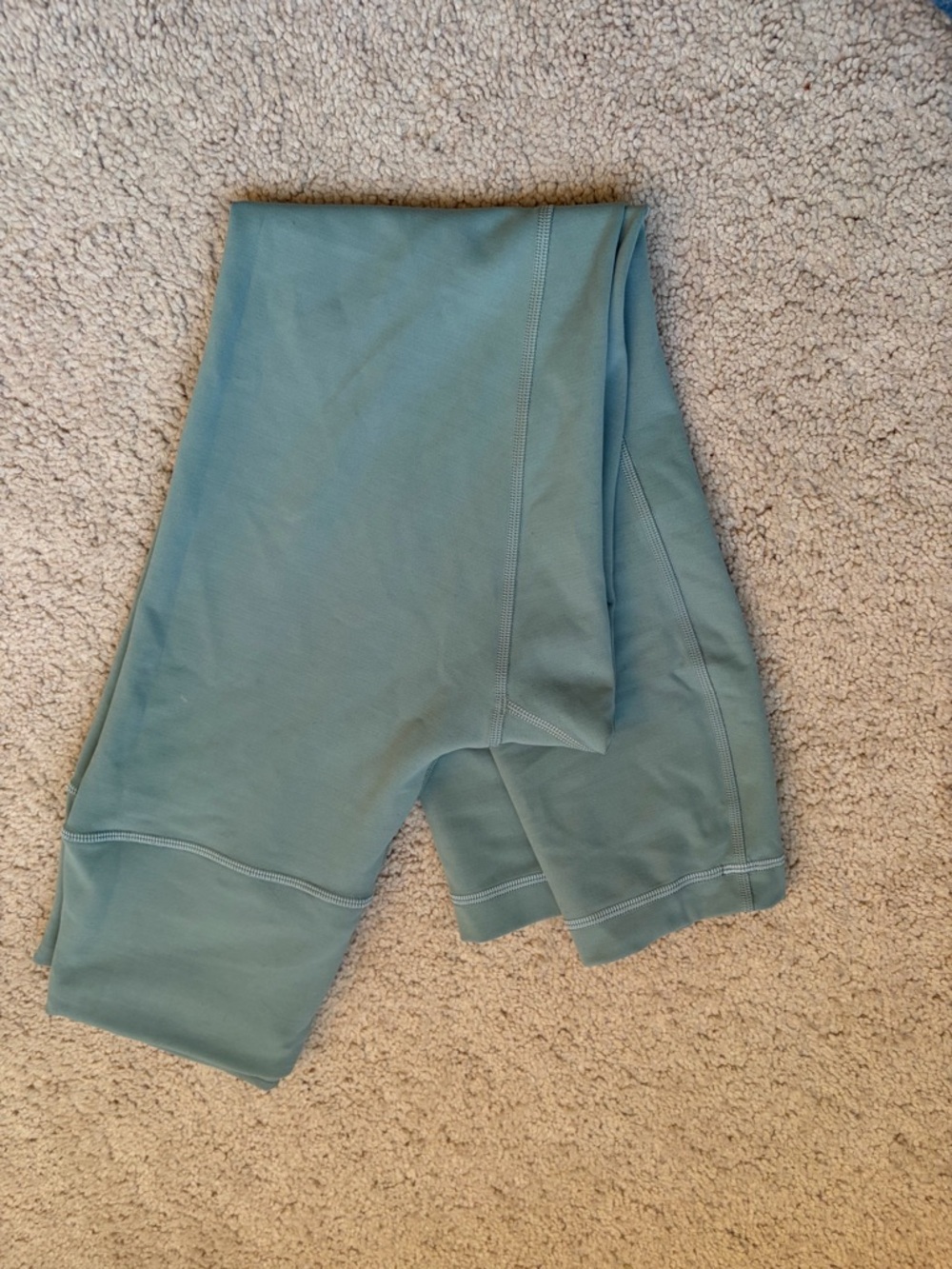 Lululemon wunder train contour fit tight in misty glade 23” - Picture 6 of 7